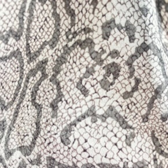 Vintage Victoria Soie Silk Blouse - Picture 5 of 6